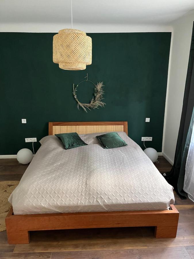 Mon Bijou 2 Schlafzimmer 몬샤우 외부 사진